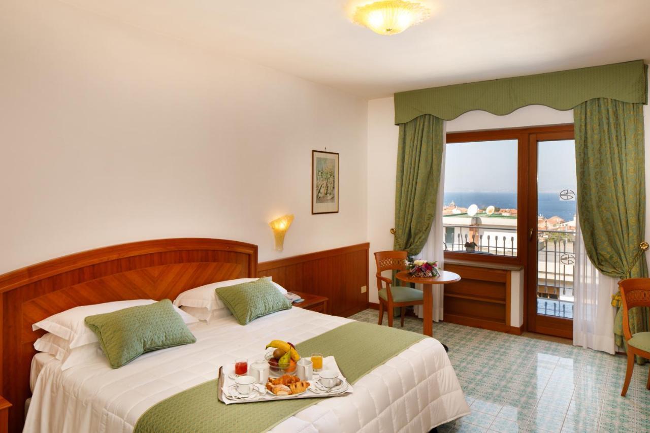 Superior Double or Twin Room Balcony Sea View