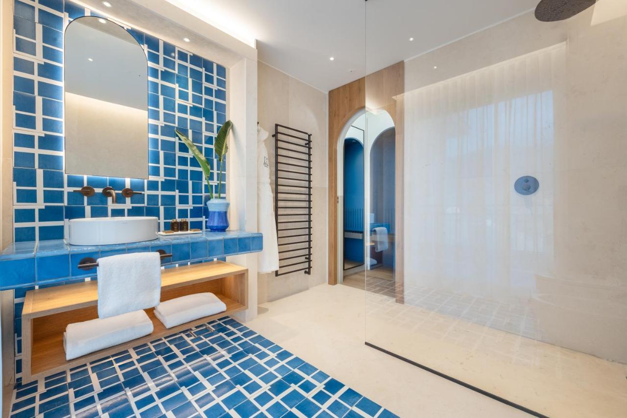 King Suite with Sea View