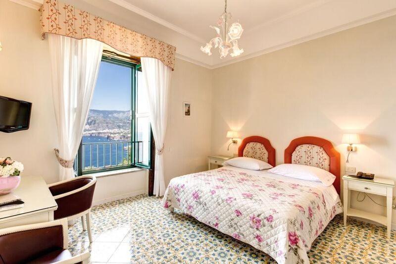 Chambre Double ou Lits Jumeaux - Vue sur Mer