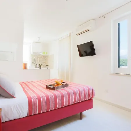 SorrentoVibes - Central Sorrento Apartment by PiazzaTasso&OldTown-2