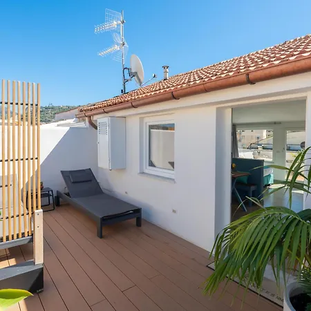 Boutique Suites 186-3