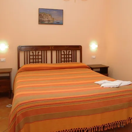 DolceVitaSorrento Guest House-3